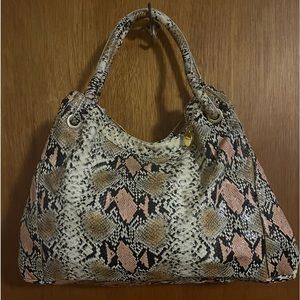 Gently Used Reptile print Big Buddha vintage shoulder handbag. Very roomy!!